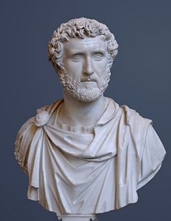 Antoninus Pius Glyptothek Munich 337 cropped.jpg