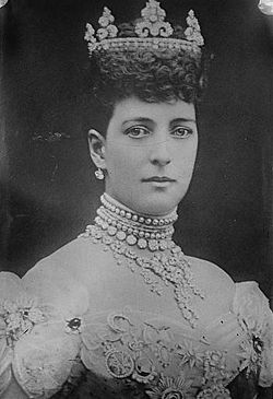 Dowager Queen Alexandra.jpg