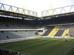 Leeres Westfalenstadion.jpg