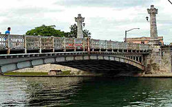 Versalles bridge