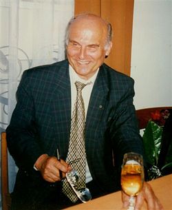 Ryszard Kapuscinski by Kubik 17.05.1997.jpg