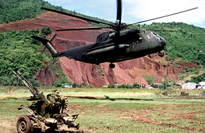 CH-53D HMM-261 Grenada Okt1983.jpeg