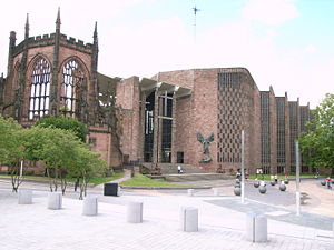 Coventry Cathedral -old and new-5July2008.jpg