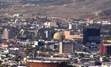 Zona del rio Tijuana.JPG