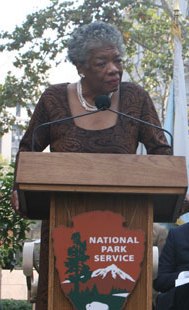 Maya angelou.jpg