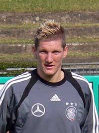 Schweinsteiger-cropped.jpg