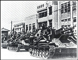 Soviet SU-76M assault guns entering Changchun, the capital of Manchukuo.