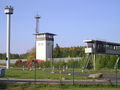 Grensovergang-helmstedt-marienborn-lichtmast-commandotoren-brug.JPG