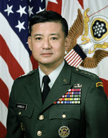 Eric Shinseki official portrait.jpg