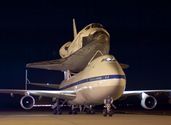 Modified Boeing 747 carrying Discovery.jpg