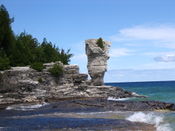 Flowerpot Island Big Flowerpot.JPG