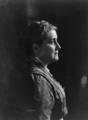 Jane Addams profile.jpg