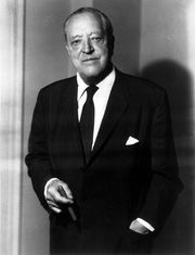 Ludwig Mies van der Rohe.jpg