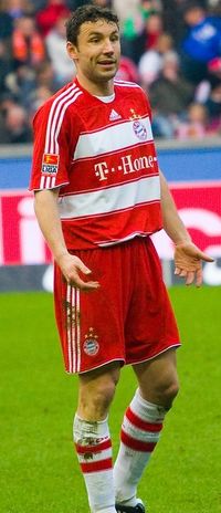 Mark van Bommel Bayern.jpg