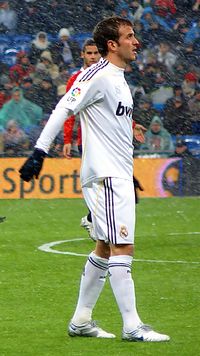 Rafael van der Vaart Real Madrid.jpg