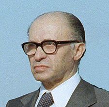 Menachem Begin 2.jpg