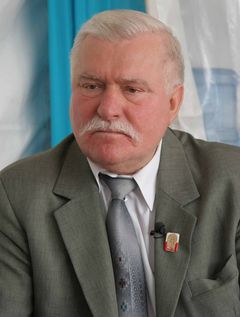 Lech Walesa - 2009.jpg