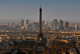 Panorama Paris December 2007.jpg