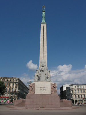 Freedom Monument Riga.jpg