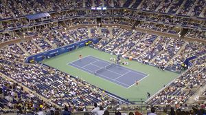 US Open 2007, Maria Sharapova serving.jpg