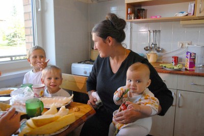 Mother and children using the SOS Social Centre Borovljany Belarus