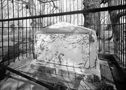 Custis Tombs