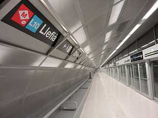 Llefià metro station