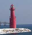 AlgomaWisconsinPierheadLighthouse2008.jpg