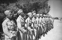 Bundesarchiv Bild 101I-561-1148-04, Ausbildung arabischer Luftwaffensoldaten.jpg