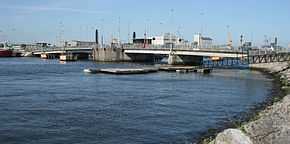 East Link from the south bank of the Liffey looking downstream