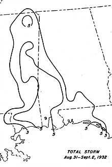 Map of rainfall amounts, shown in contours.