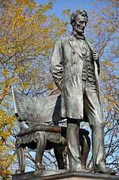 Close up of Abraham Lincoln Monument