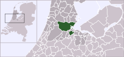 Highlighted position of Amsterdam in a municipal map of North Holland