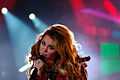 Miley Cyrus - Gypsy Heart Tour - Santiago 02.jpg