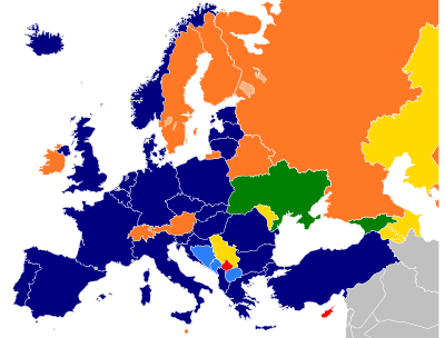 A map of Europe with countries in six different colors based on their affiliation with NATO.