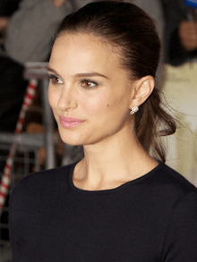 Photo of Natalie Portman at the premiere of Thor: The Dark World in 2013.