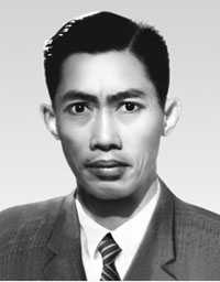 Portrait photo of Nguyen Loc