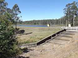 Dam wall and spillway, 2014