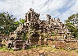 Phimeanakas, Angkor Thom, Camboya, 2013-08-16, DD 09.jpg