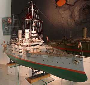 A 1:50 scale model of Árpád.