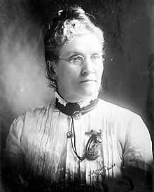 Susa Young Gates, portrait bust