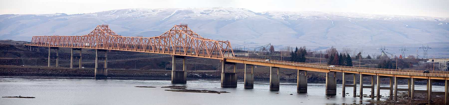 The Dalles Bridge as very wide image