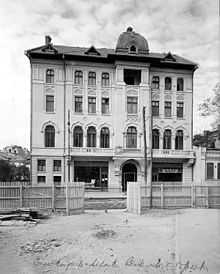 Former Primary teachers house of Ploiești or Casa corpul Didactic.