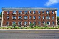 Apartment building along Franklin Avenue.jpg