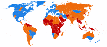 World map. Europe, most of North America, parts of southern South America and southeastern Australia, and a few other places use DST. Most of equatorial Africa and a few other places near the equator have never used DST. The rest of the landmass is marked as formerly using DST.