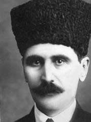 Black and white photo of Hasan Fehmi Bey