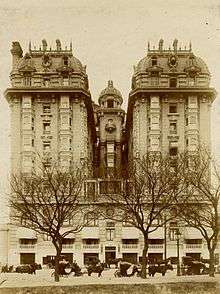 Plaza Hotel (AGN, 1909).jpg