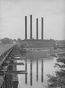 old photo taken from across the Mississippi