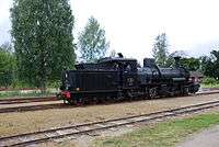 Russian Mallet locomotive Fita (Ө) series in 1905. Note piston valves on high-pressure cylinders and slide valves on low-pressure cylinders