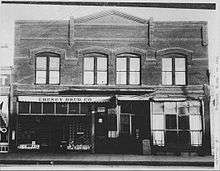 Historic photograph of the Pomeroy Block